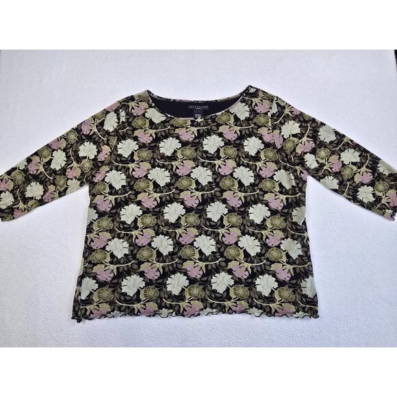 Apostrophe Tops - Apostrophe Woman Floral 3/4 Sleeve Top 20-22W Black Fairy Whimsigoth